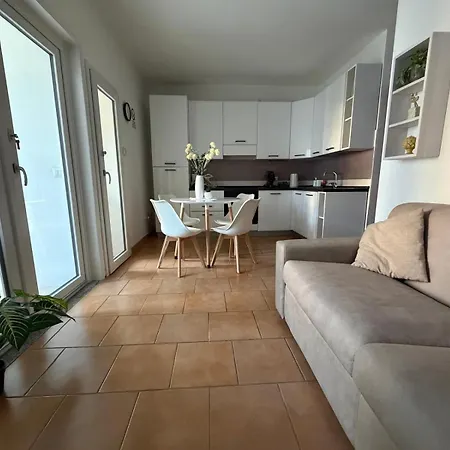 Eloise - Brand New Opening